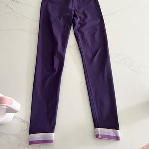 Lululemon x Barrys workout leggings